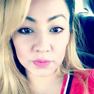 Meet your Posher, Alejandra